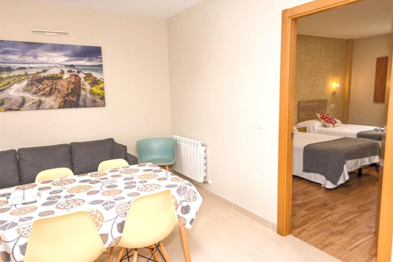 Apartamentos Navalin Tapia De Casariego Exteriör bild
