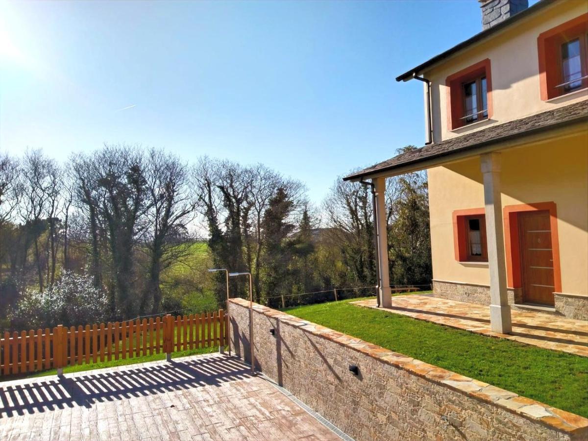 Apartamentos Navalin Tapia De Casariego Exteriör bild